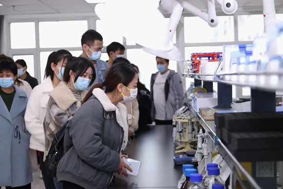 自治区药检院举办2022年“3·15”实验室开放日活动