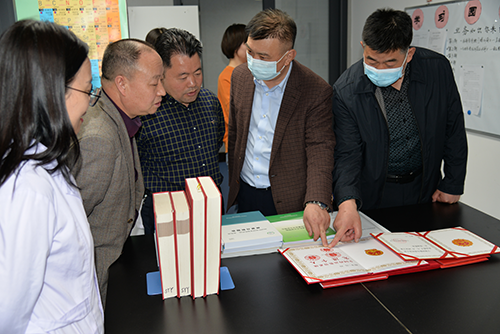 参观调研现场 参观调研现场