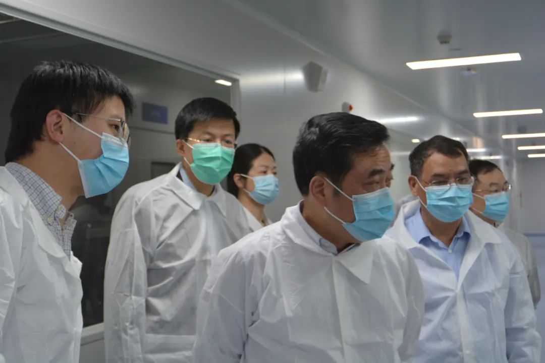 省药监局党组书记、局长俞开海深入企业一线检查指导