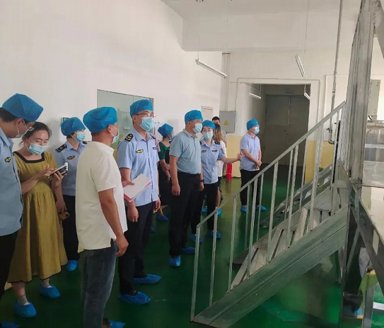新疆维吾尔自治区药监局检查组对哈密市深入开展药品安全专项整治工作进行督导检 新疆维吾尔自治区药监局检查组对哈密市深入开展药品安全专项整治工作进行督导检
