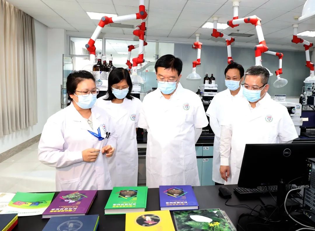 广西壮族自治区副主席苗庆旺调研指导药品监管能力建设工作