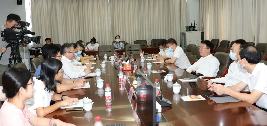 广西壮族自治区副主席苗庆旺调研指导药品监管能力建设工作