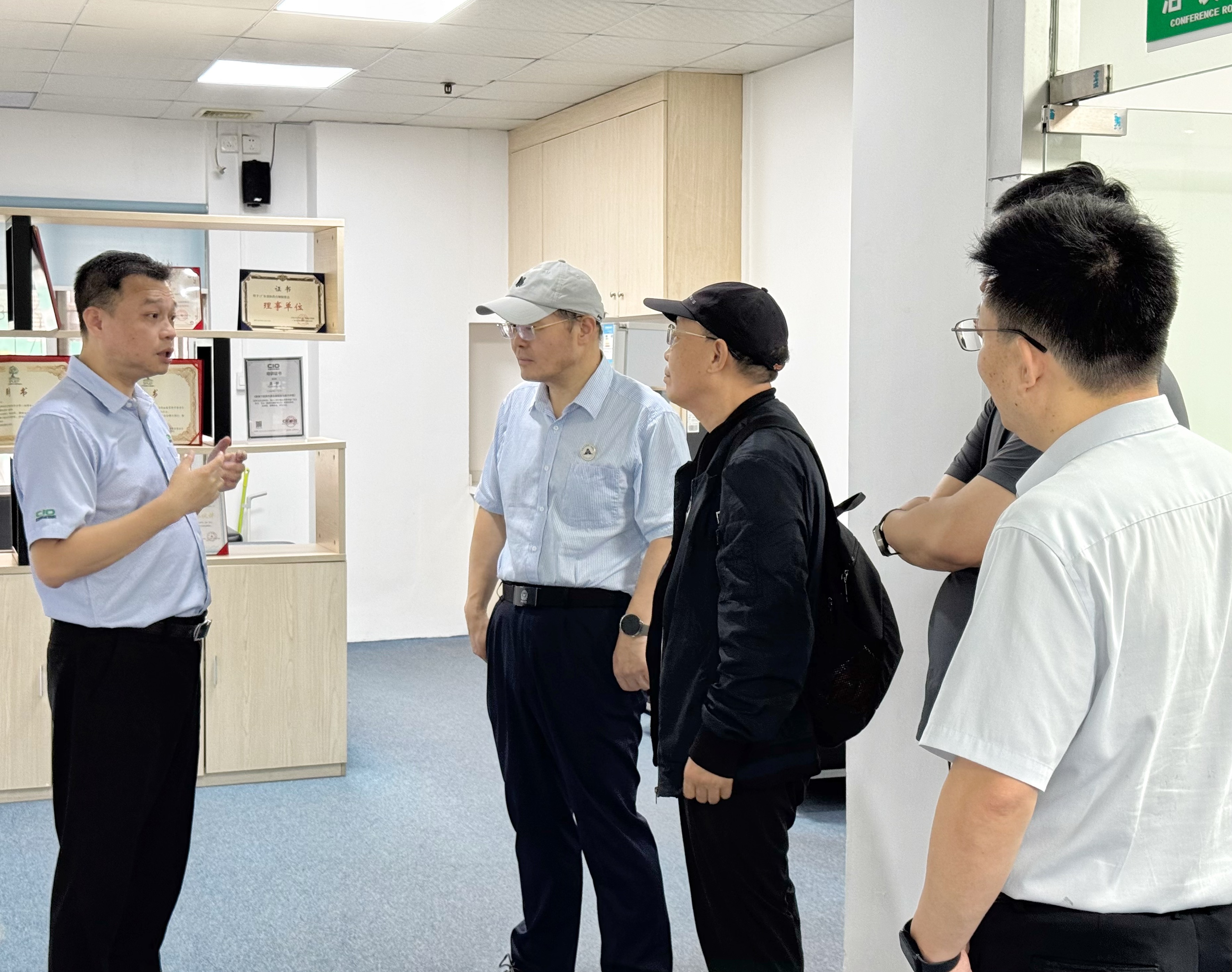 4acd0d68-80ab-4ed0-81ad-b13a643ea6d2.jpg